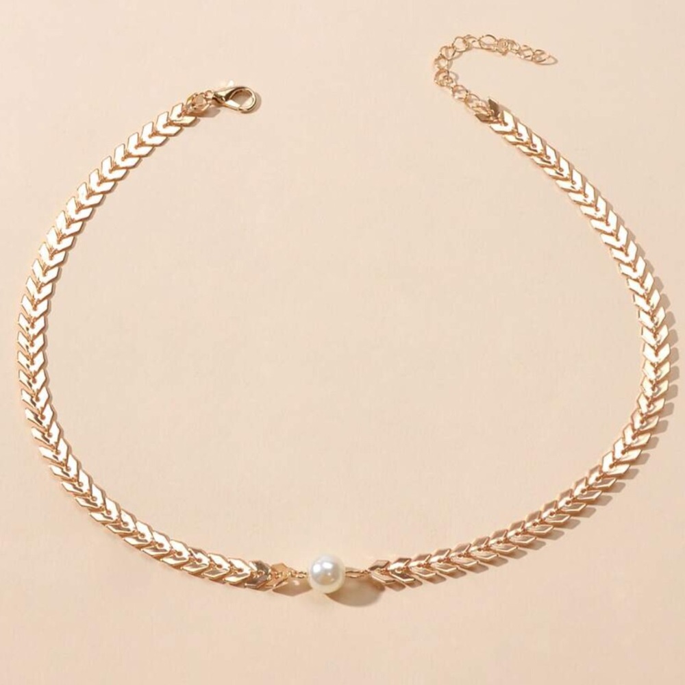 (5 Pack) Goldtone Faux Pearl Decor Choker Necklace